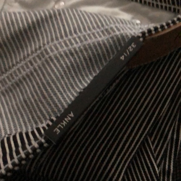 RALPH LAUREN (14) Midrise ankle supper stretch memory denim defining silhouette - Picture 6 of 16